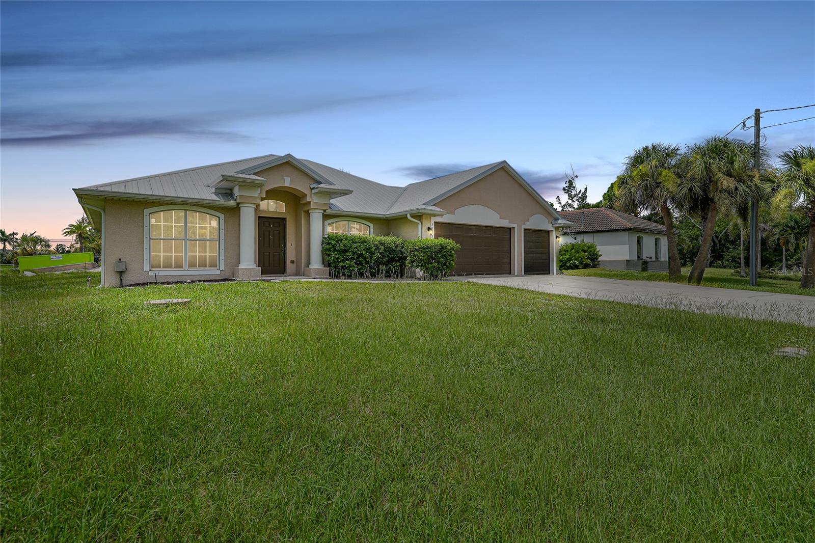 Image 13 of 16 For 15117 Lyneburg Avenue