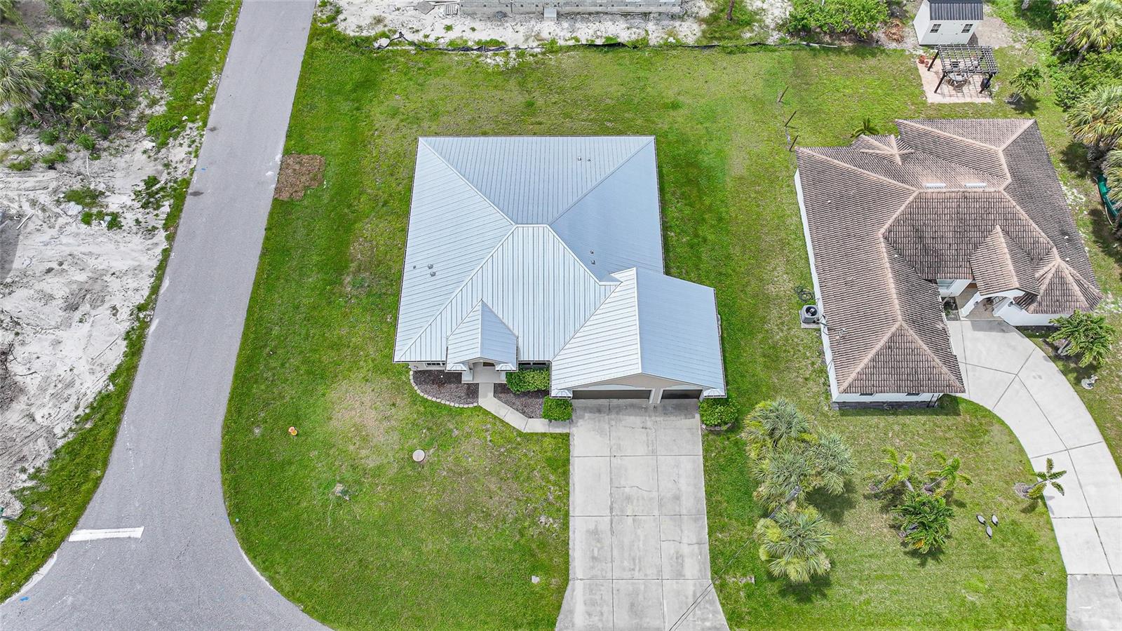 Image 15 of 16 For 15117 Lyneburg Avenue
