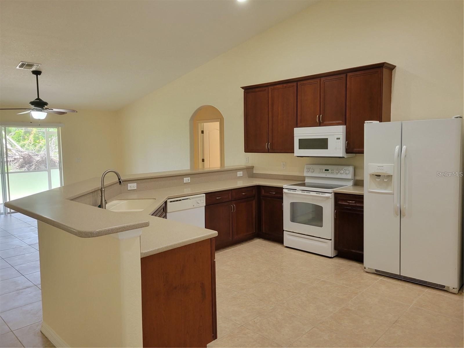 Image 8 of 16 For 15117 Lyneburg Avenue