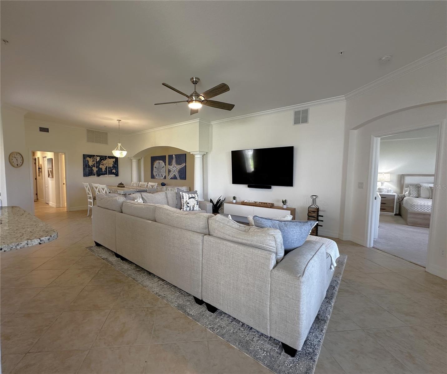 Image 11 of 53 For 14073 Black Beauty Drive 1012