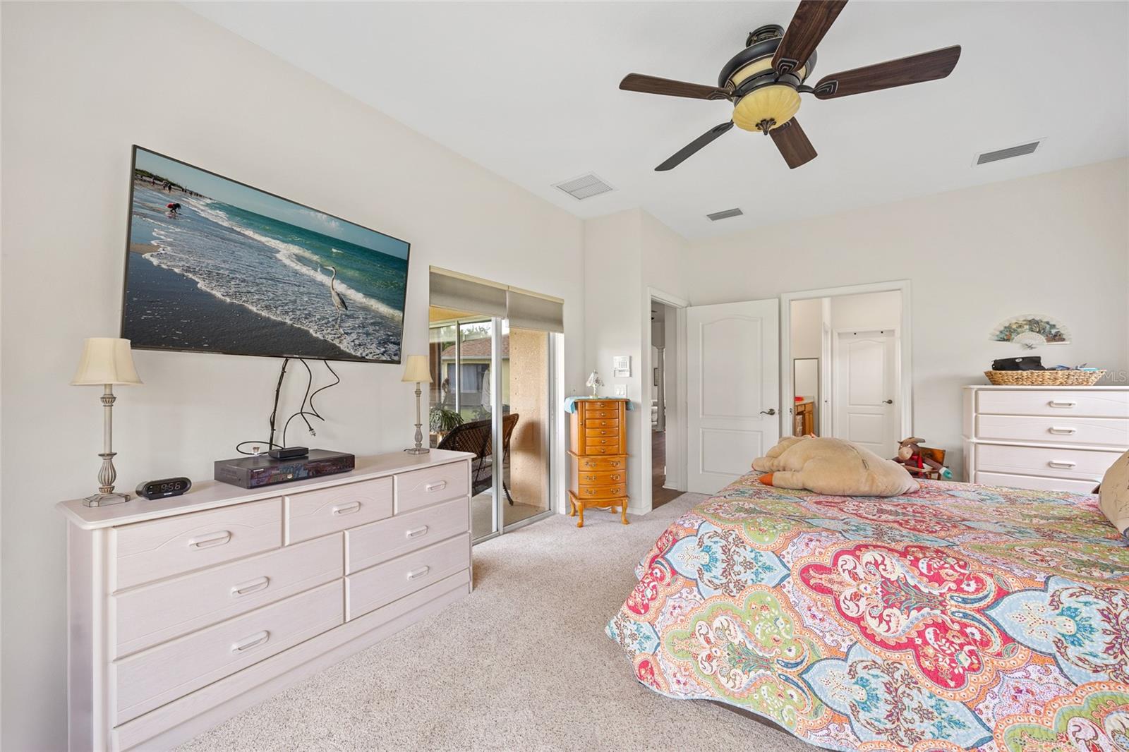 Image 16 of 36 For 2860 Suncoast Lakes Boulevard
