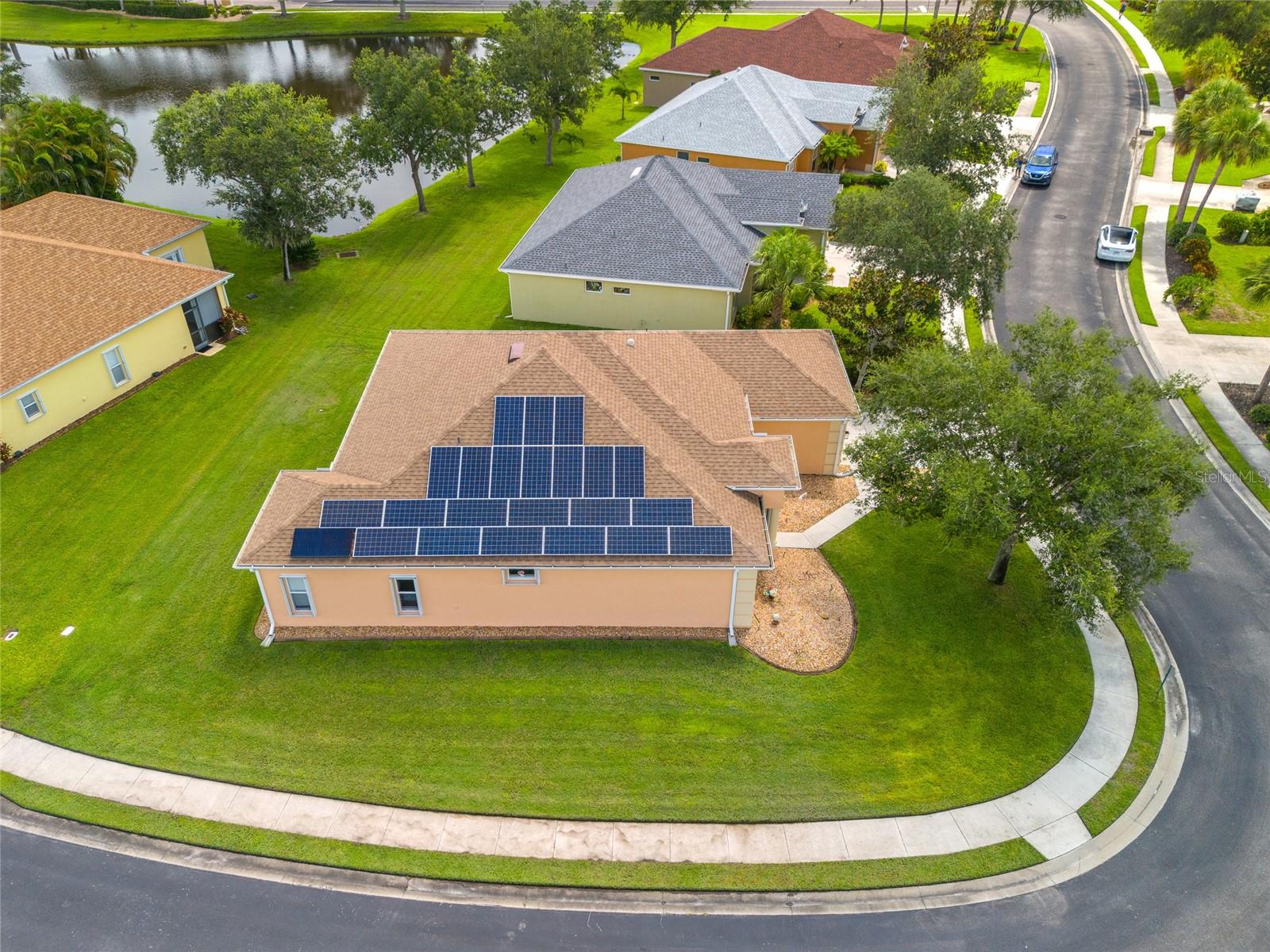 Image 28 of 36 For 2860 Suncoast Lakes Boulevard