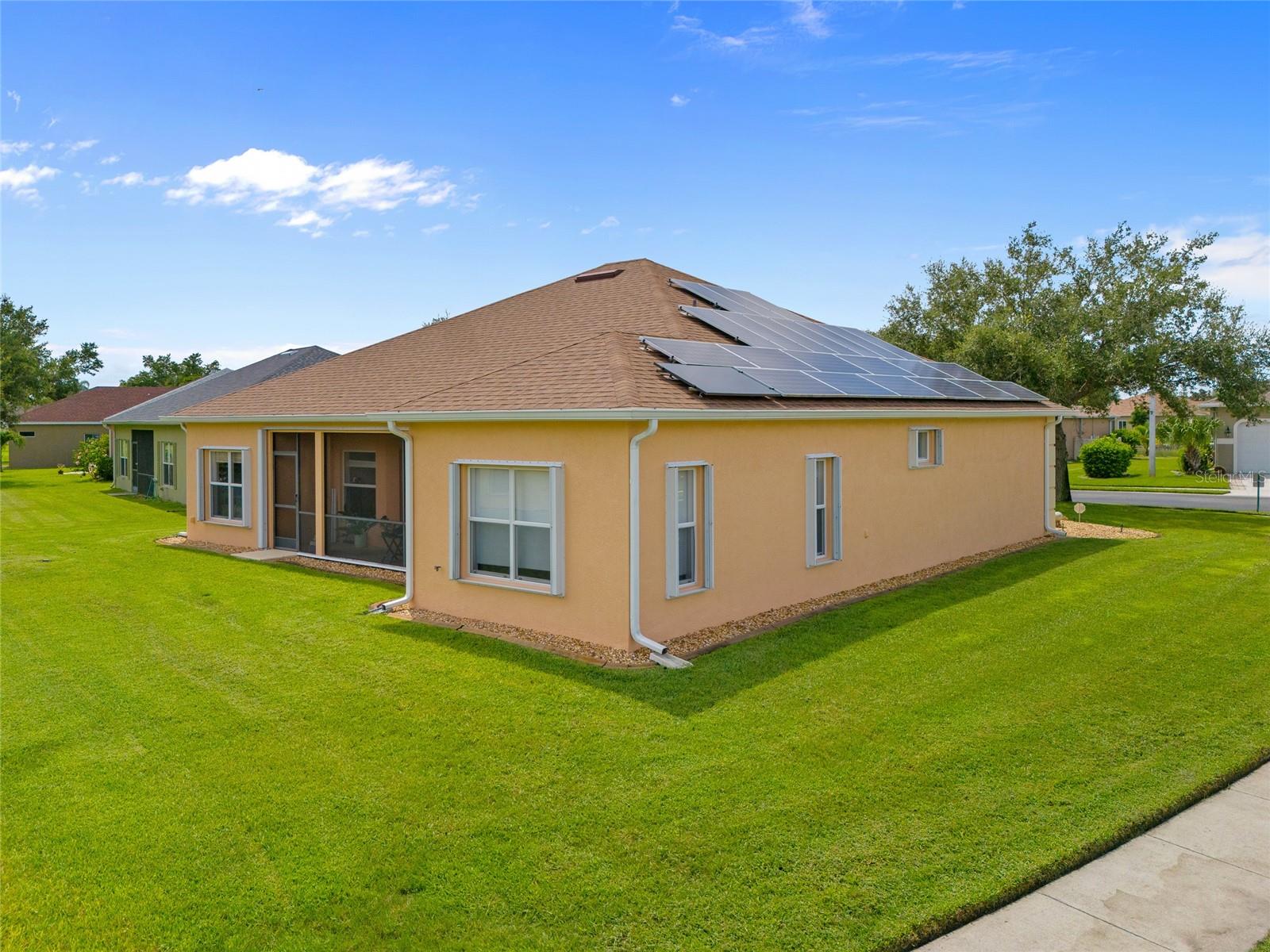Image 31 of 36 For 2860 Suncoast Lakes Boulevard