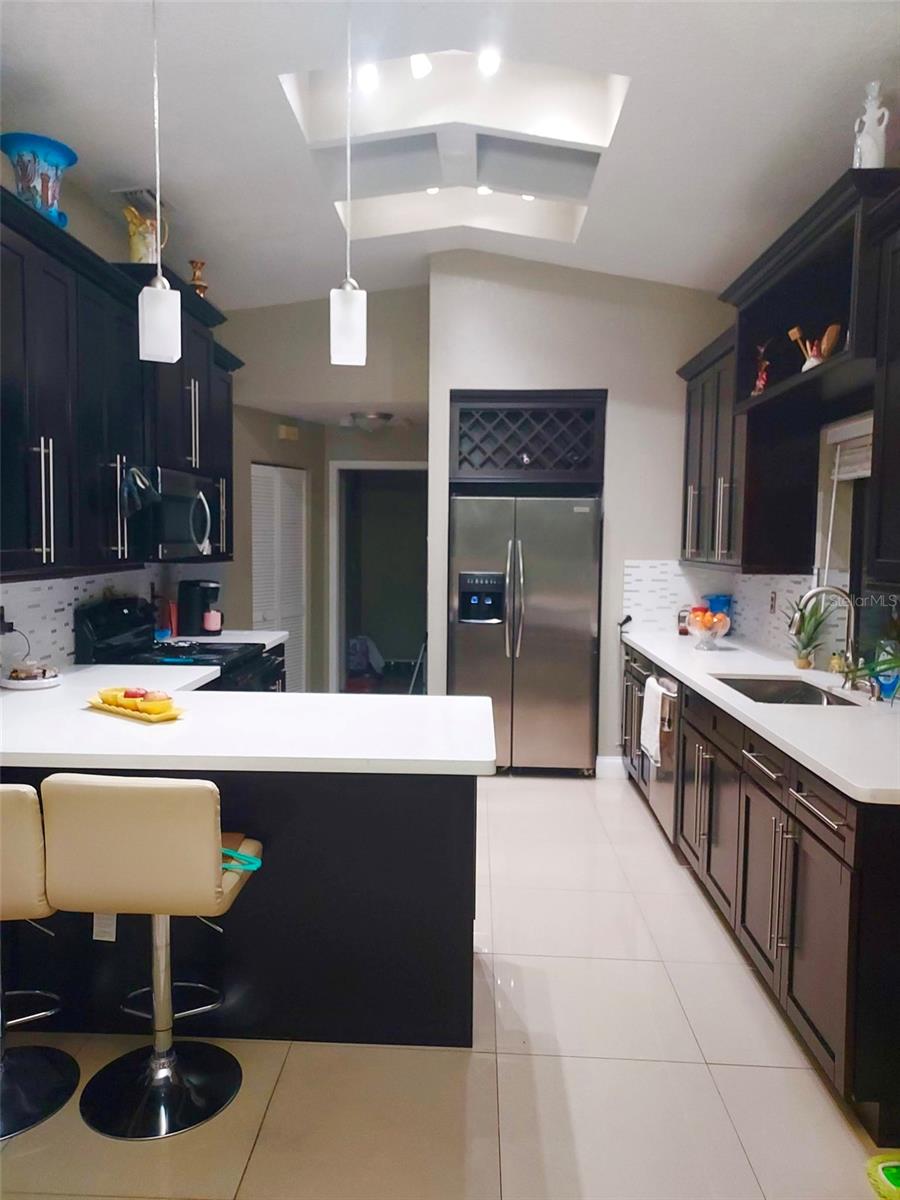 Image 11 of 50 For 957 Chevy Chase Street