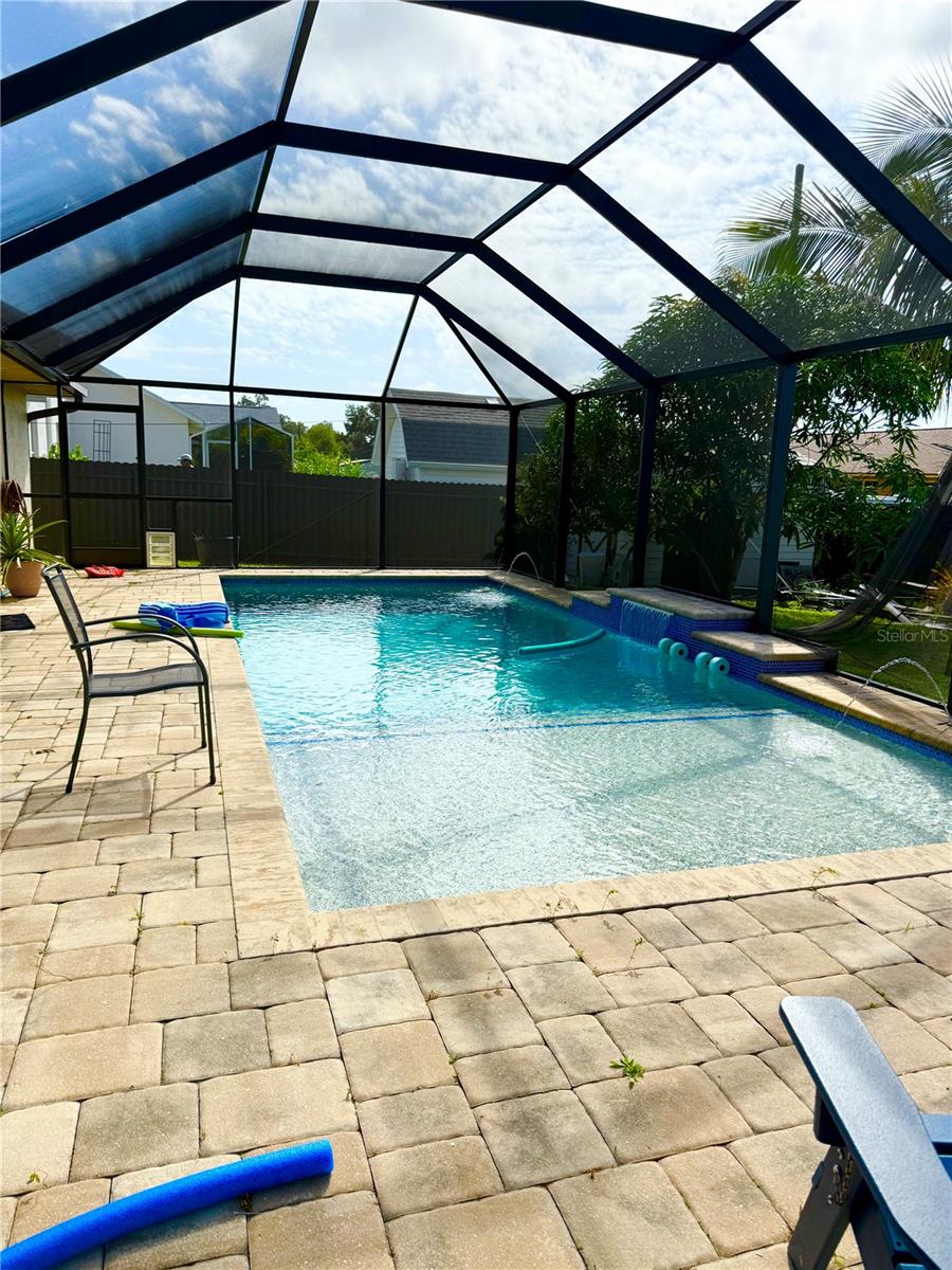 Image 15 of 50 For 957 Chevy Chase Street