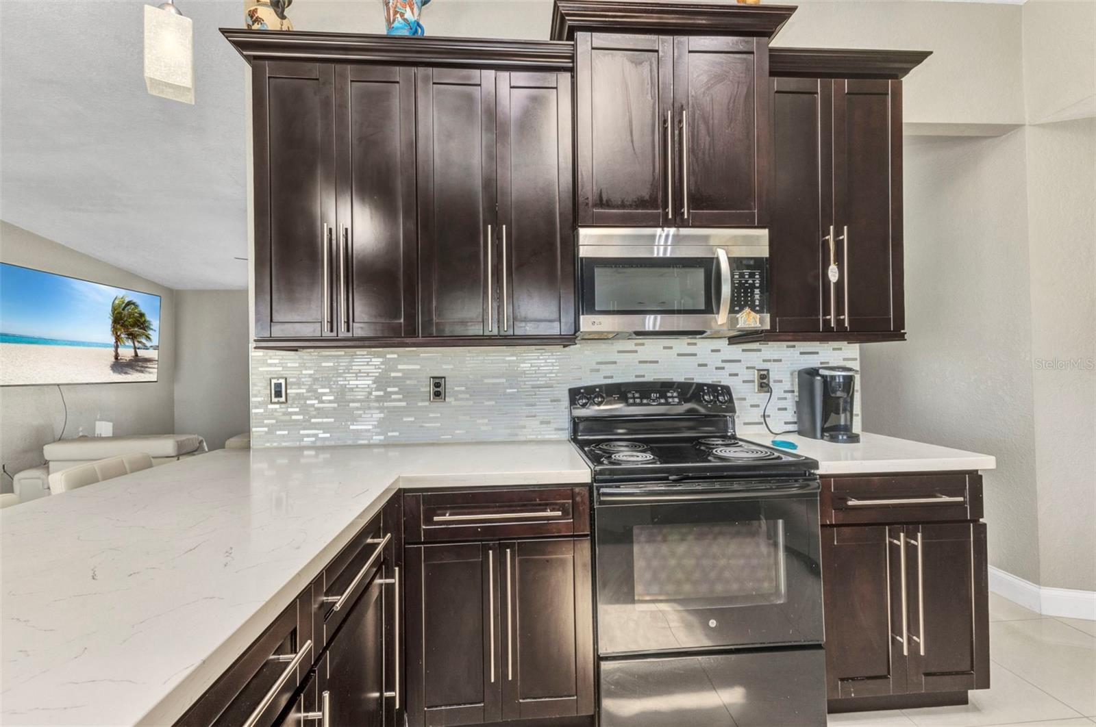 Image 16 of 50 For 957 Chevy Chase Street