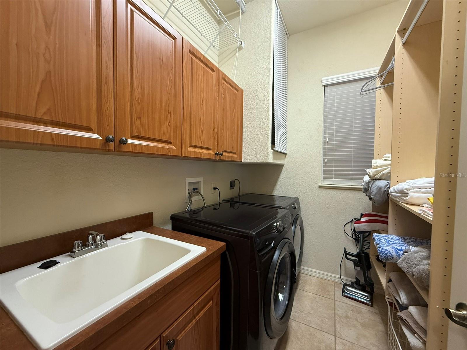 Image 21 of 28 For 1344 Mediterranean Drive 123