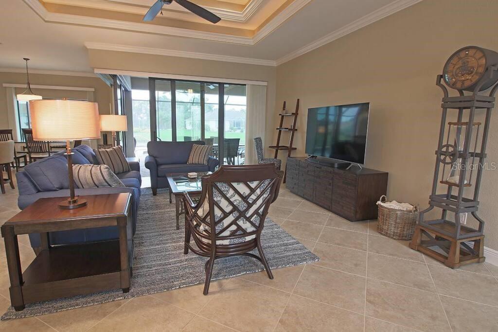 Image 5 of 42 For 1125 Rotonda Circle