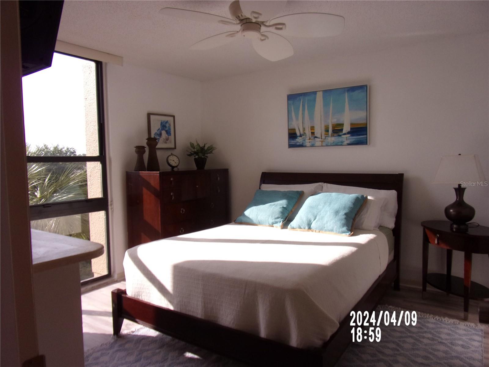 Image 7 of 15 For 21405 Olean Boulevard 403
