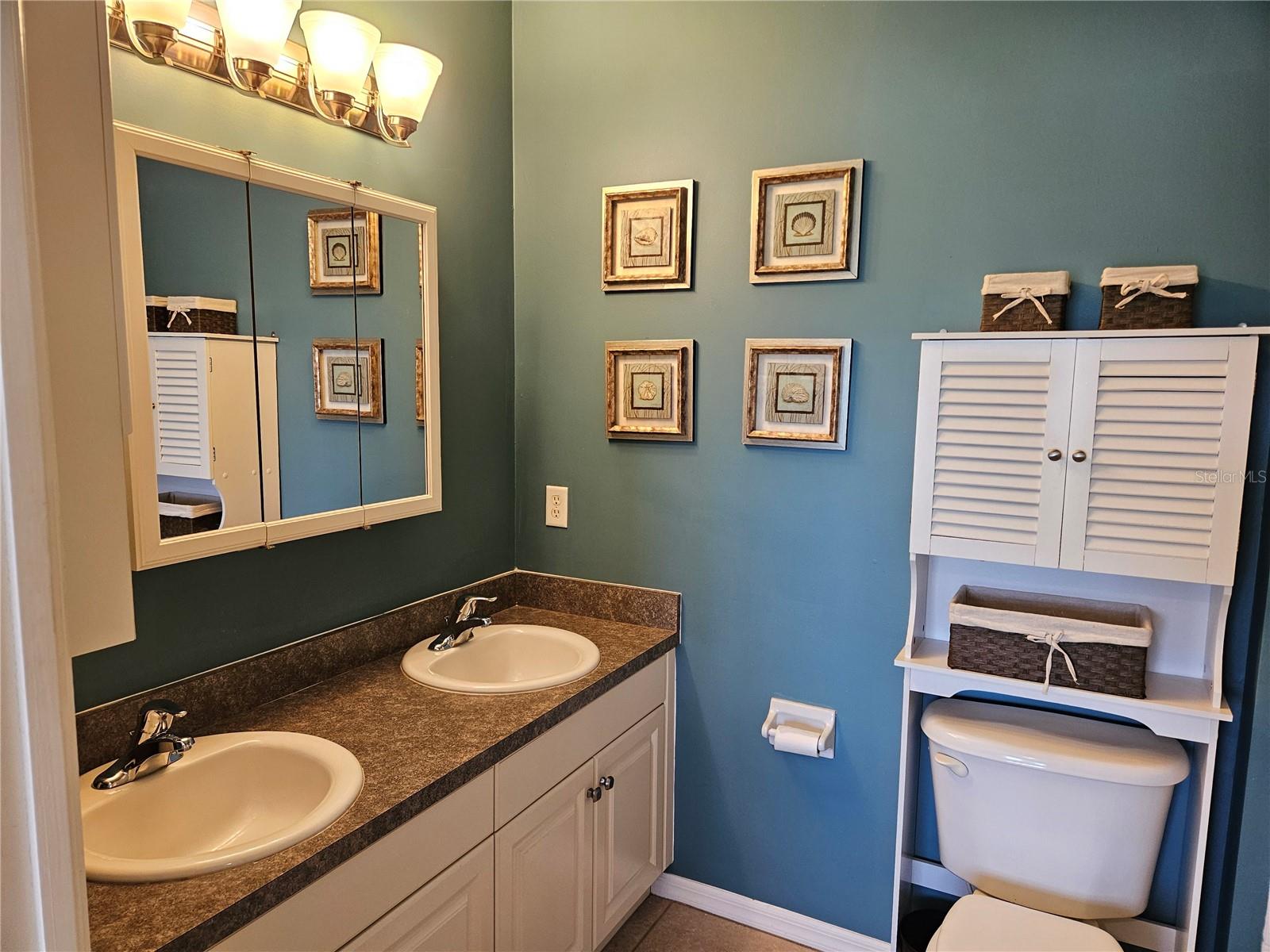 Image 18 of 57 For 2140 Heron Lake Drive 202