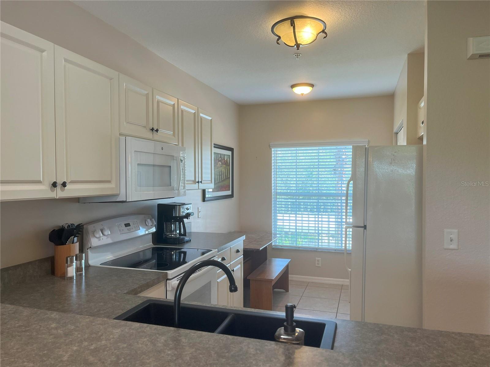 Image 27 of 57 For 2140 Heron Lake Drive 202