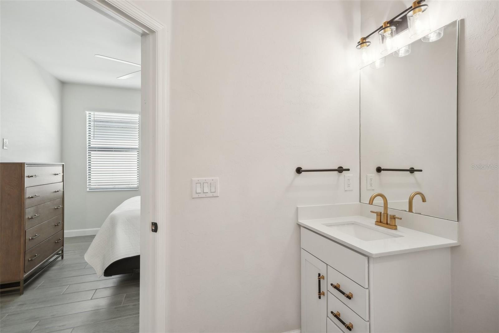 Image 24 of 60 For 20278 Kingmont Drive