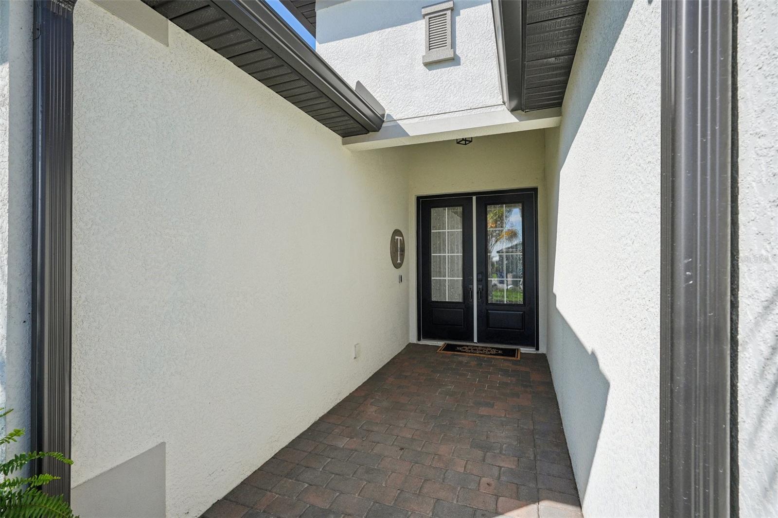Image 3 of 60 For 20278 Kingmont Drive