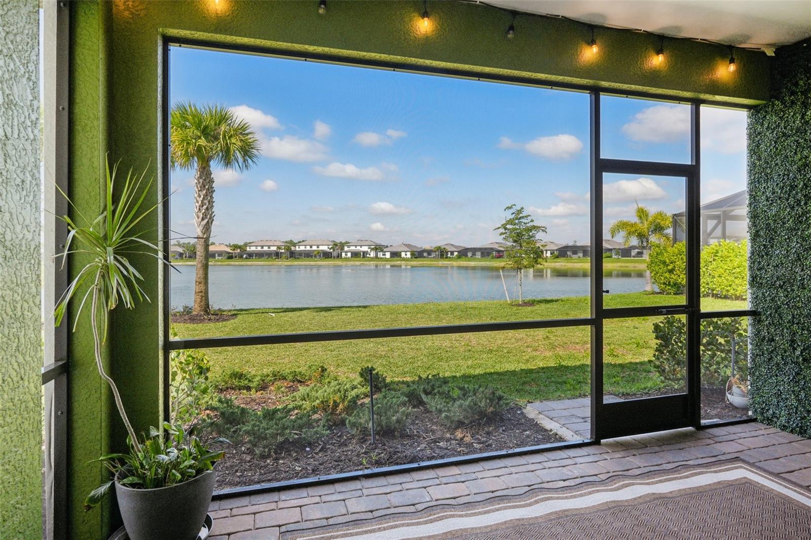 Image 33 of 60 For 20278 Kingmont Drive