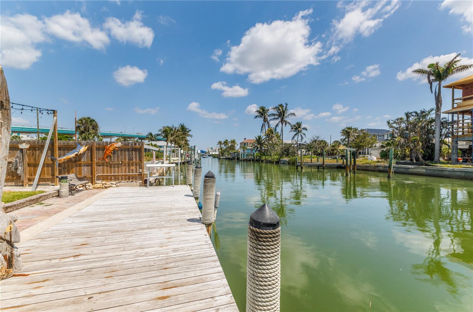 Listing photo id 1 for 340 Crescent Street