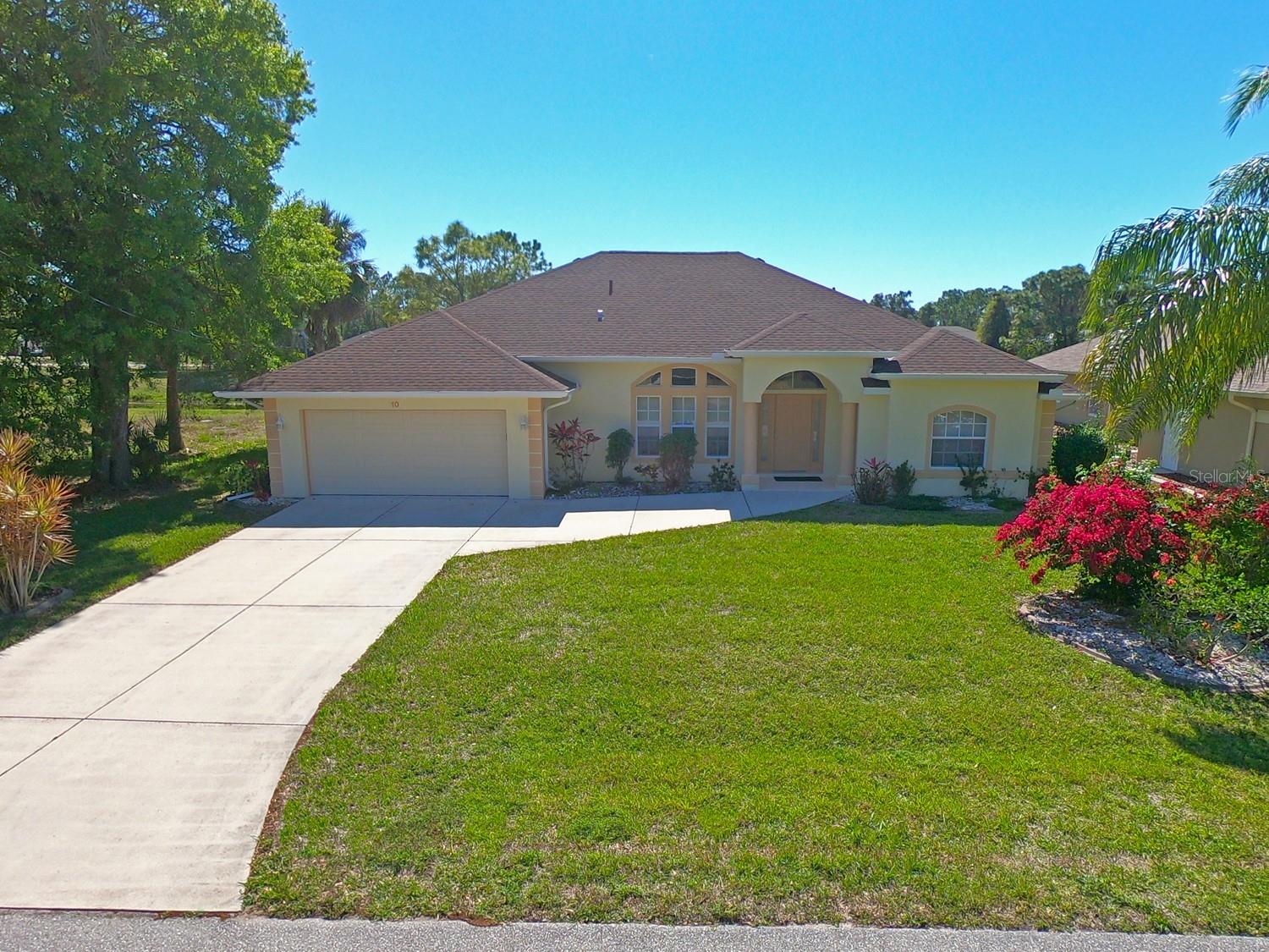 Image 2 of 67 For 10 Pine Valley Lane