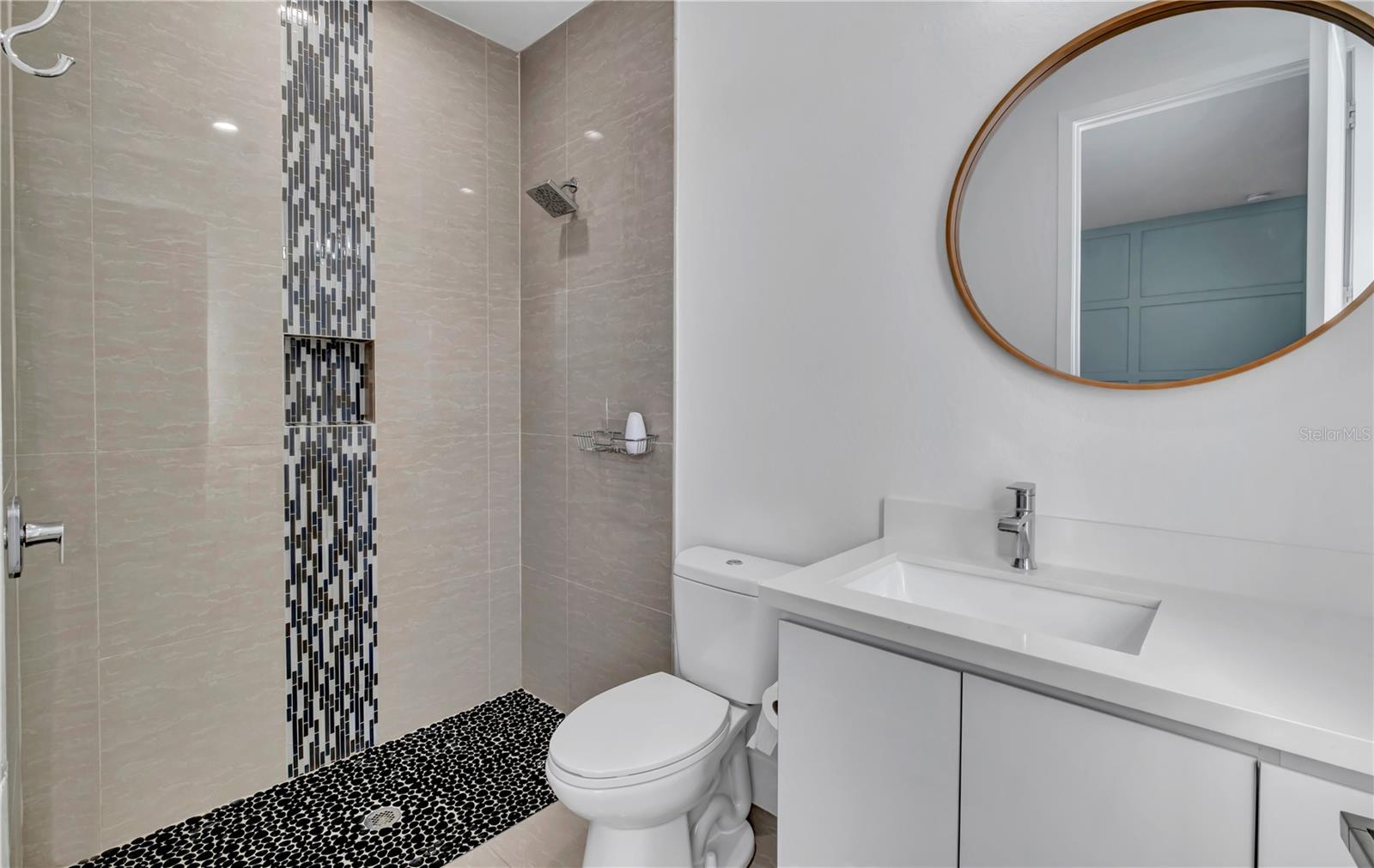 Image 13 of 28 For 1119 Ansin Street