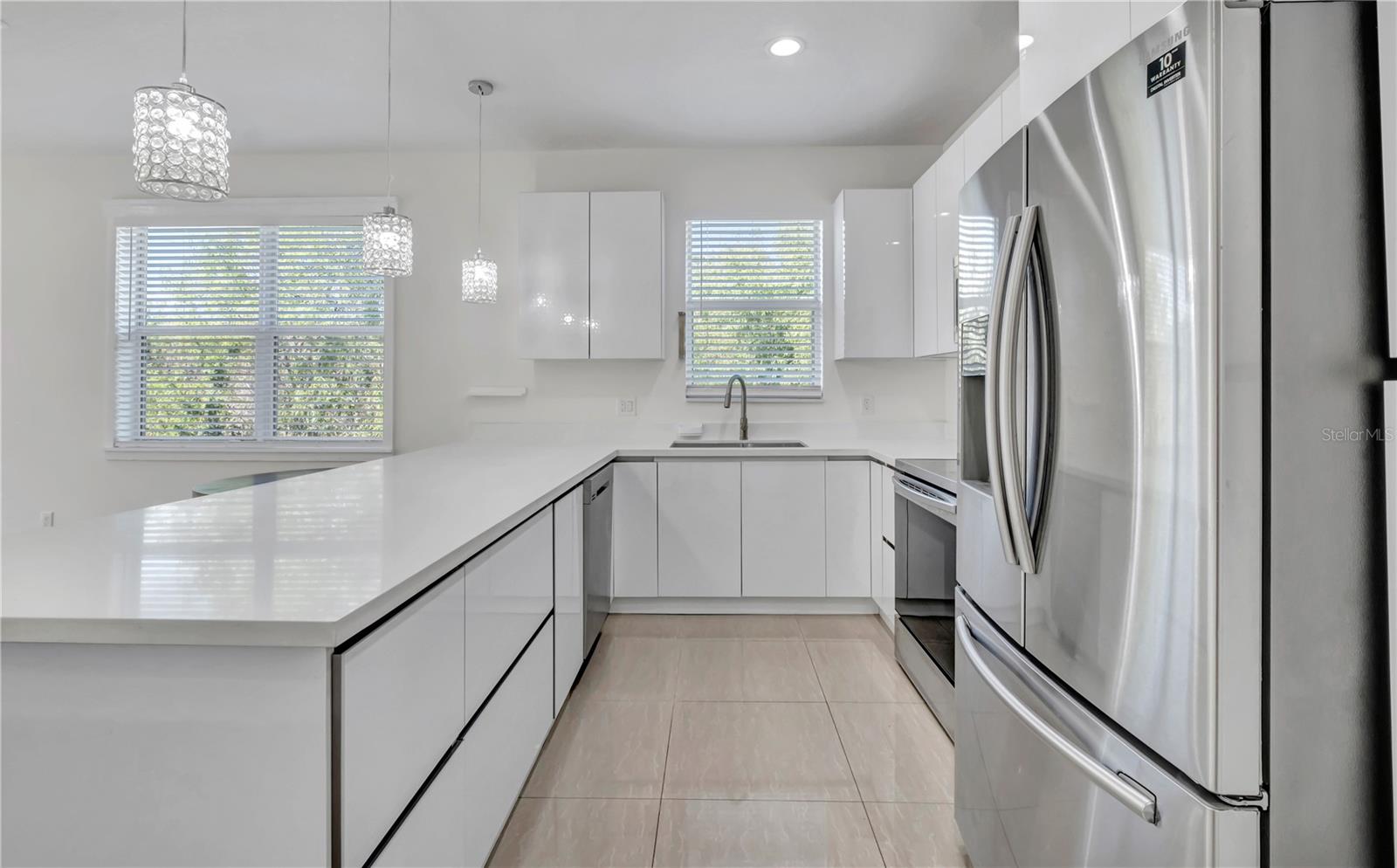 Image 5 of 28 For 1119 Ansin Street
