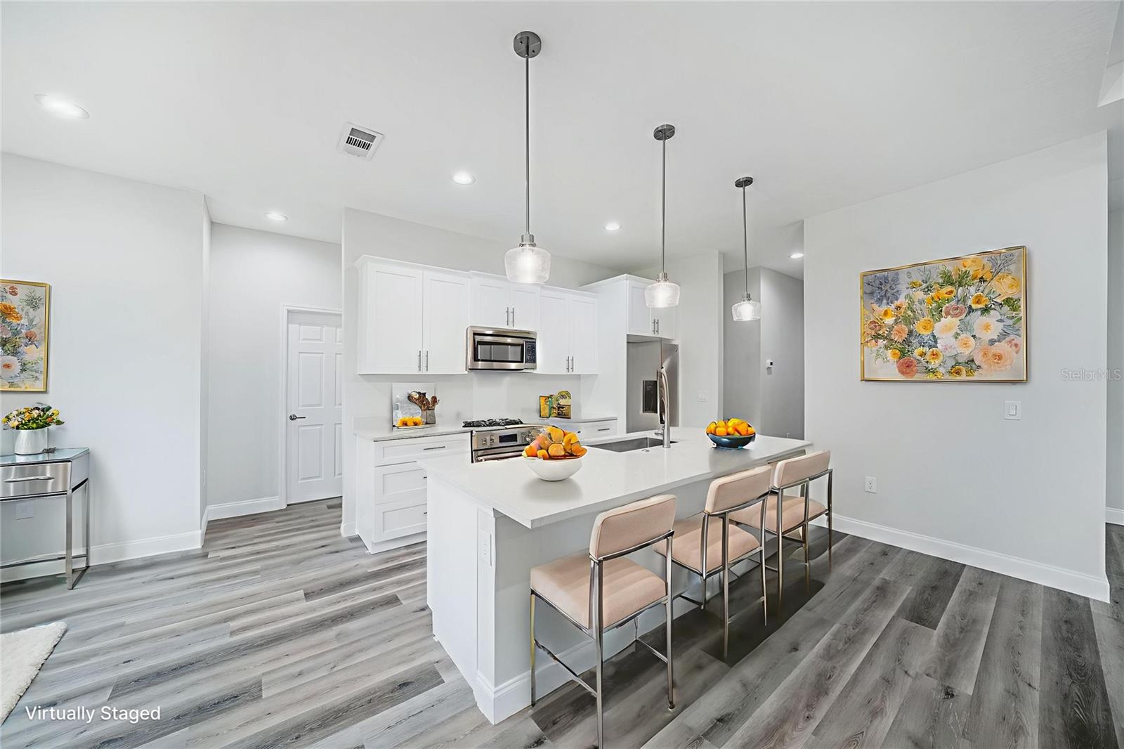 Image 4 of 28 For 5509 Fairlane Drive