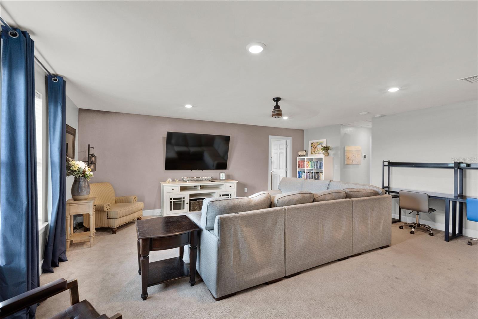 Image 11 of 45 For 16129 Bluestem Lane