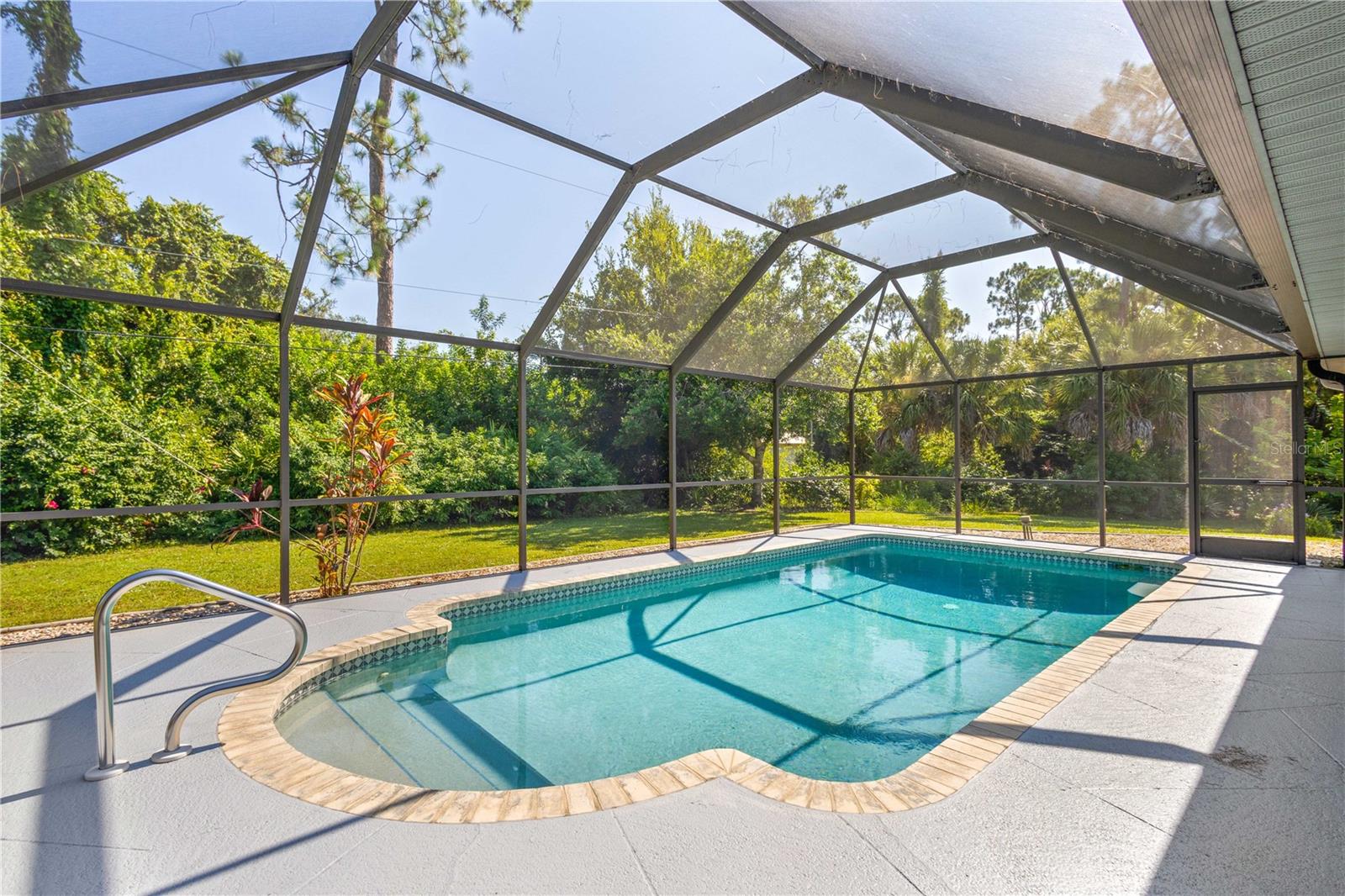 Image 14 of 33 For 18314 Koala Avenue