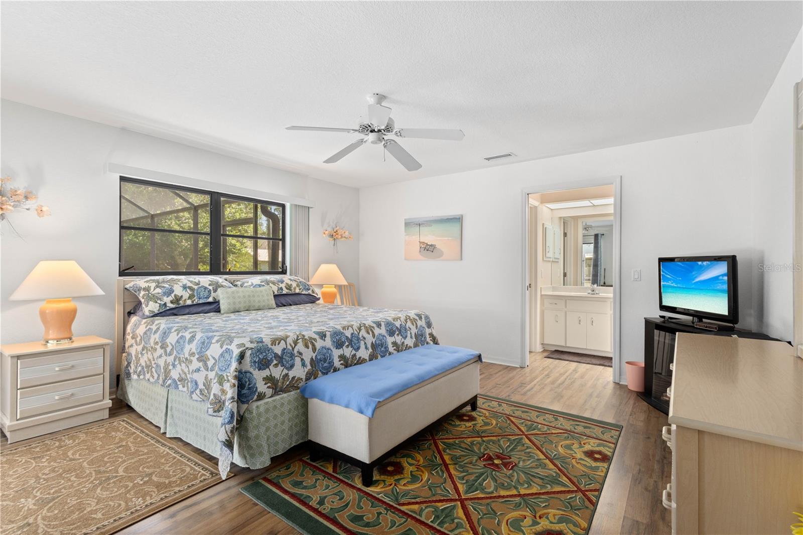 Image 19 of 33 For 18314 Koala Avenue