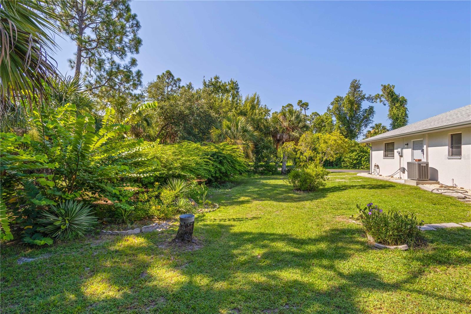 Image 27 of 33 For 18314 Koala Avenue