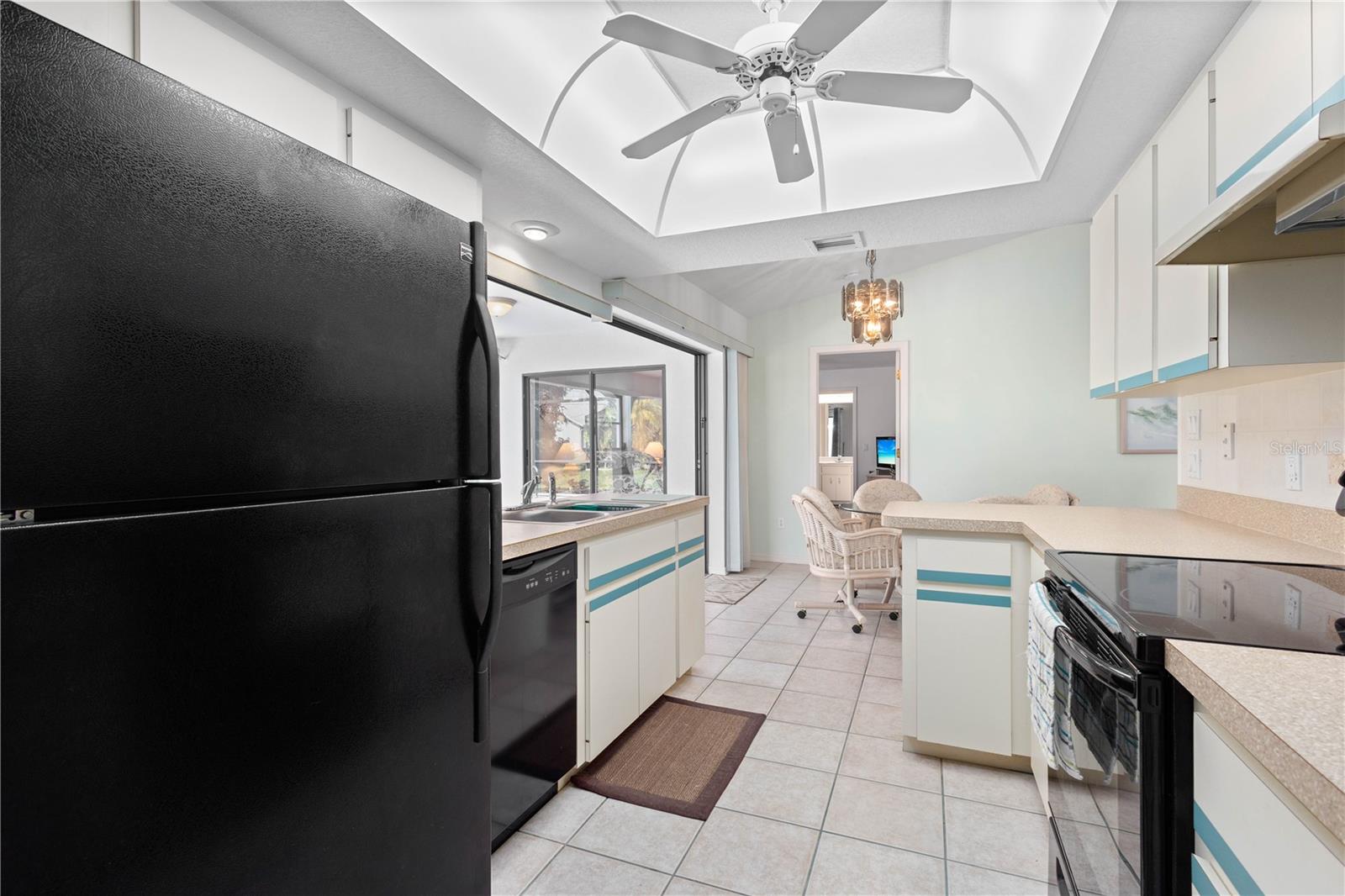 Image 8 of 33 For 18314 Koala Avenue
