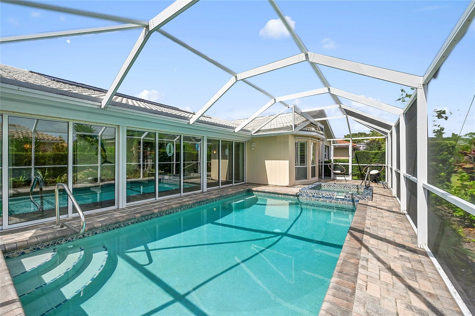 Image 29 of 41 For 1569 Waterford Drive