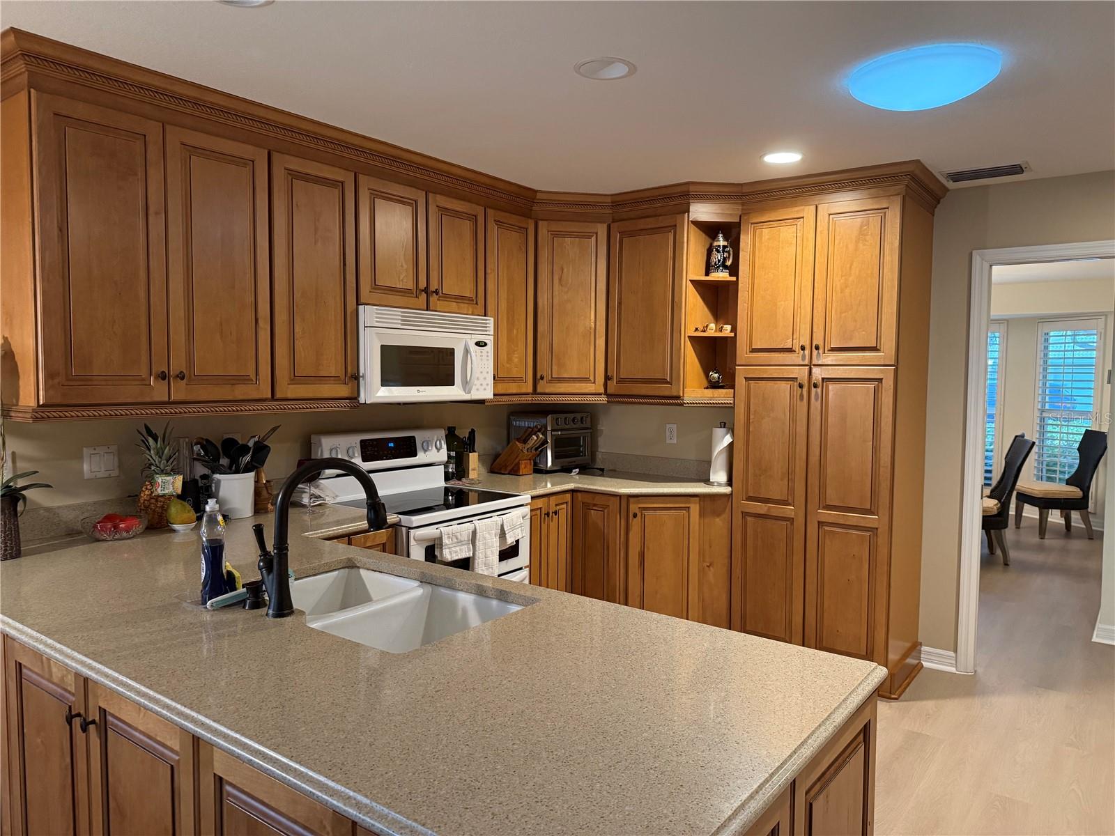 Image 5 of 41 For 1569 Waterford Drive