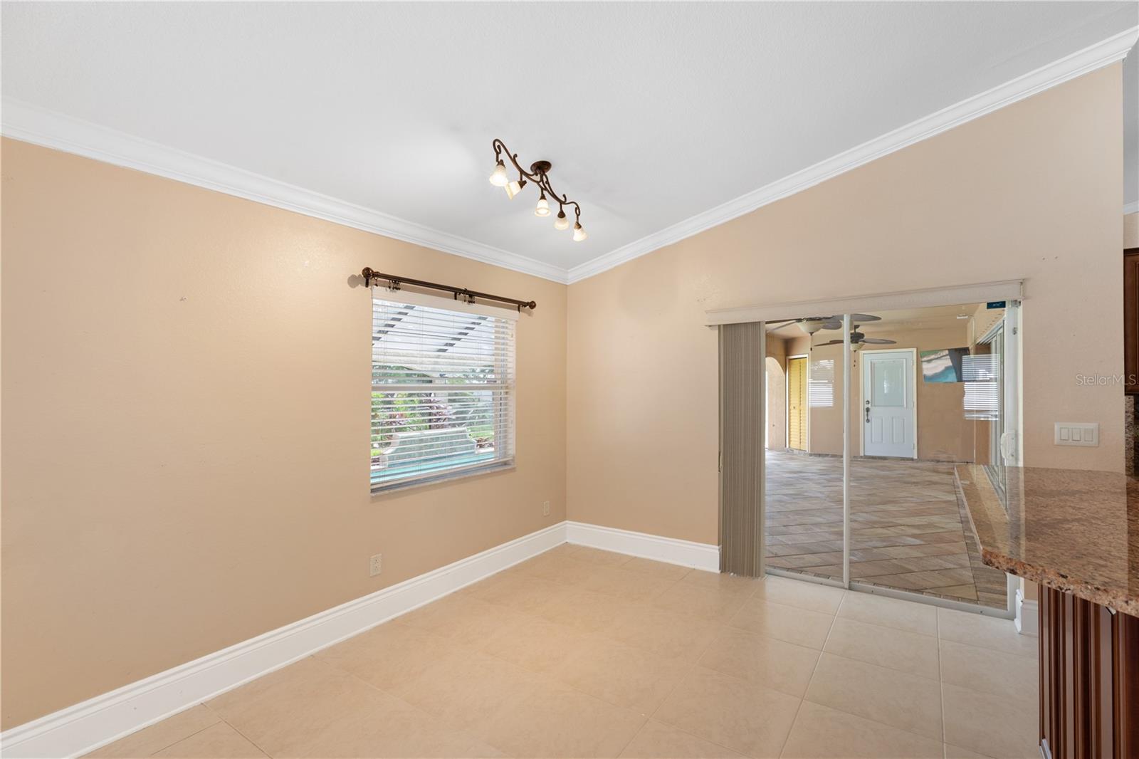 Image 14 of 41 For 329 9th Street