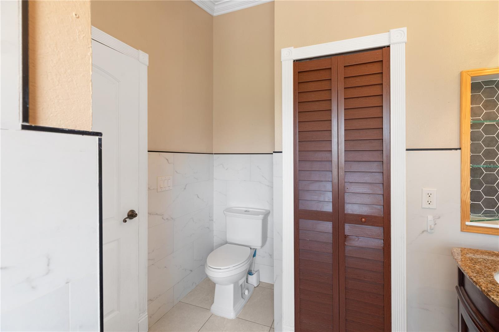 Image 27 of 41 For 329 9th Street
