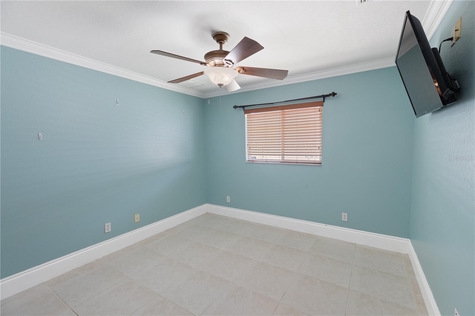 Image 29 of 41 For 329 9th Street