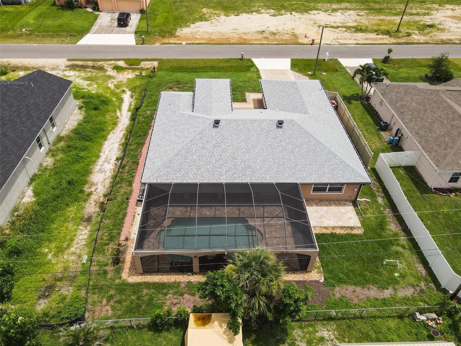 Image 4 of 41 For 329 9th Street