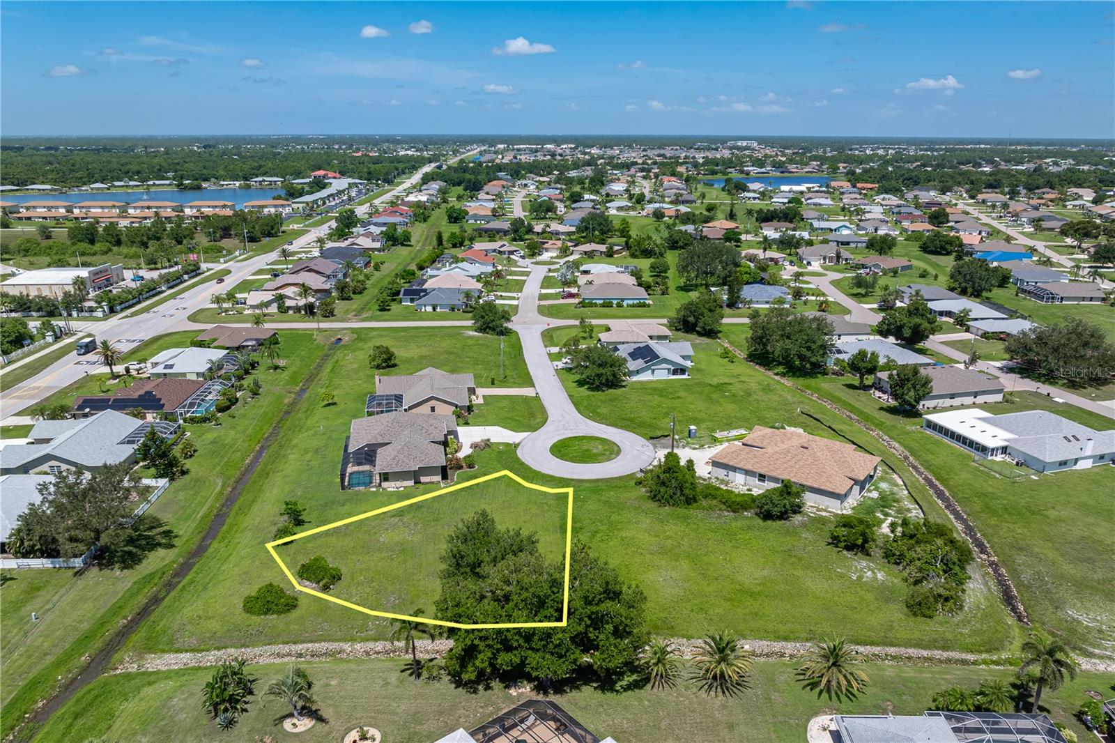 Image 3 of 8 For 25463 Panache Lane