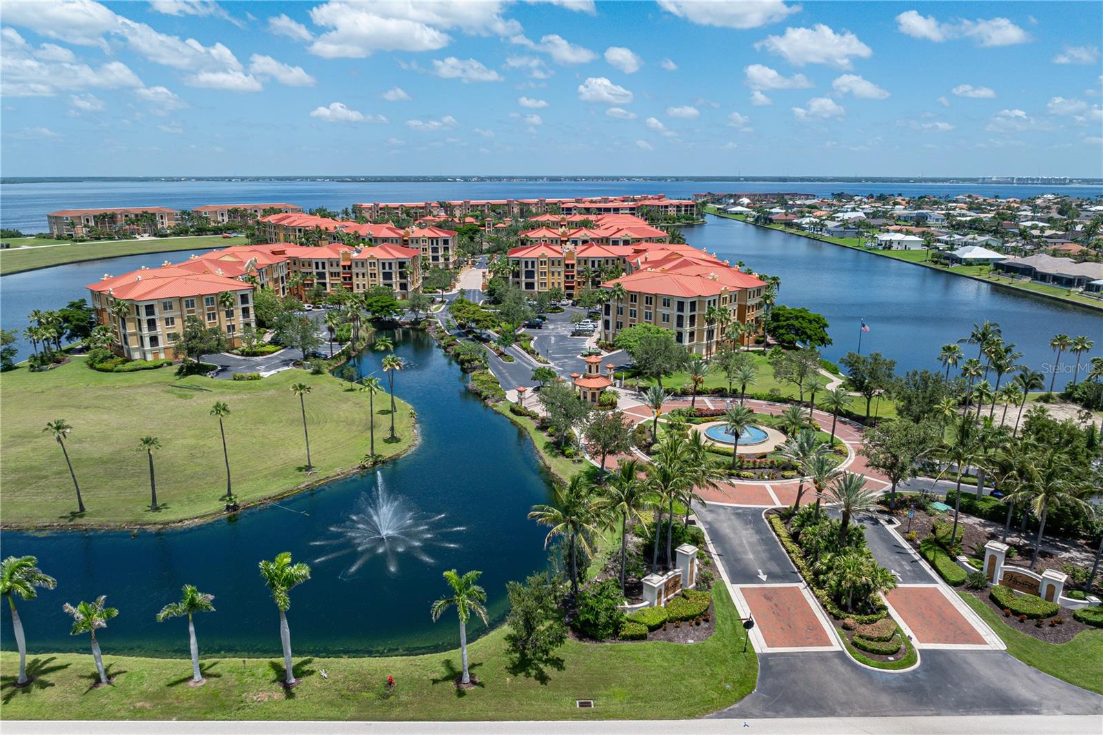 Image 12 of 59 For 89 Vivante Boulevard 8942