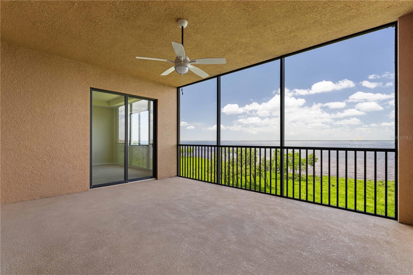 Image 4 of 59 For 89 Vivante Boulevard 8942