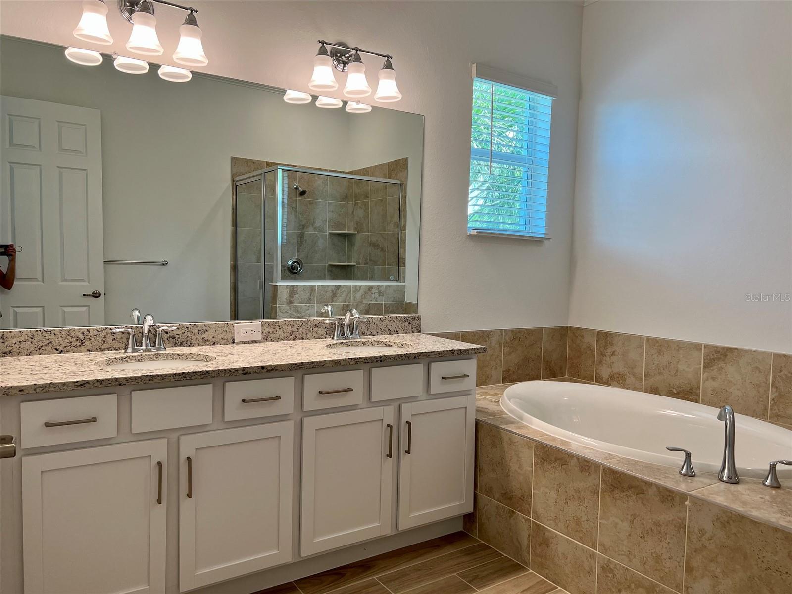 Image 19 of 58 For 25246 Keygrass Court