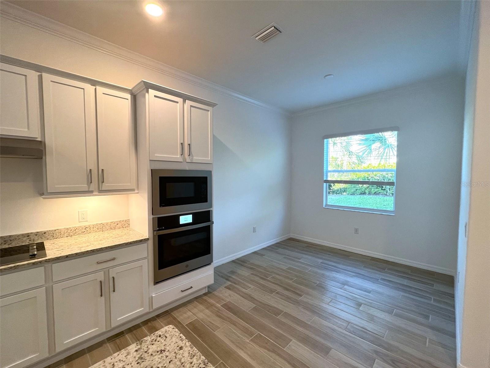 Image 9 of 58 For 25246 Keygrass Court