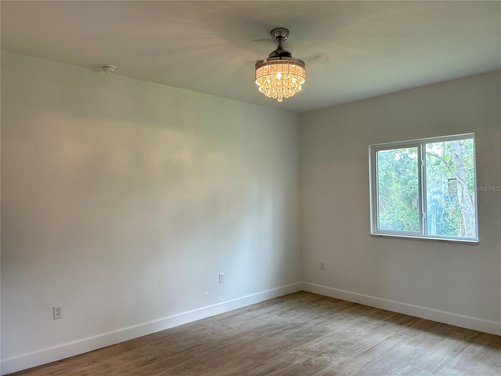 Image 10 of 34 For 4840 Kiska Road