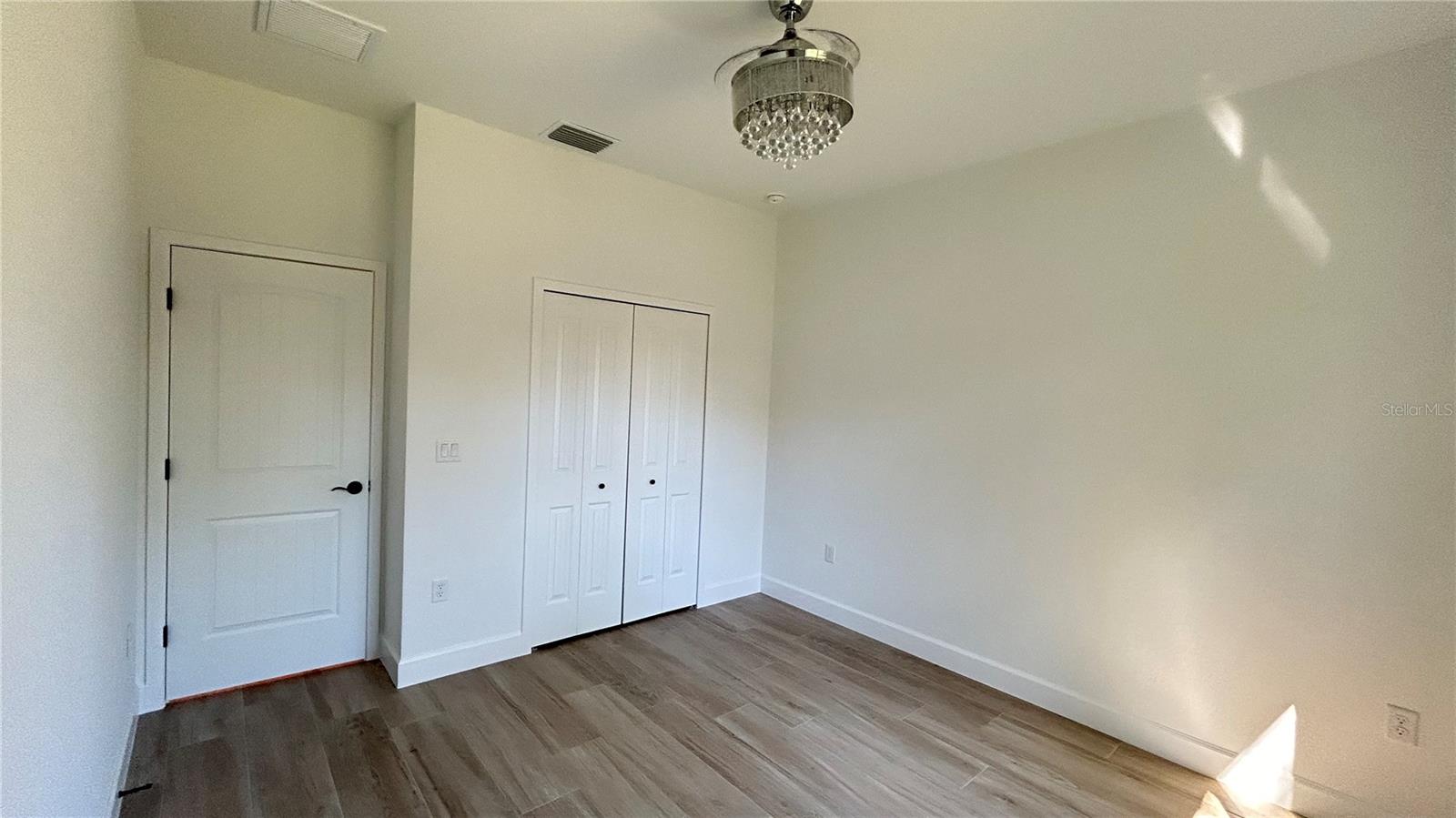 Image 15 of 34 For 4840 Kiska Road