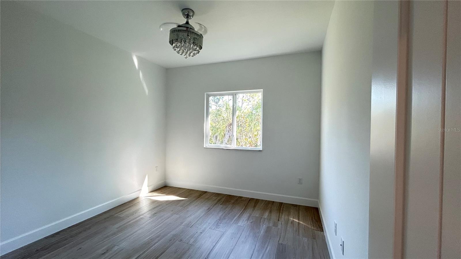 Image 16 of 34 For 4840 Kiska Road