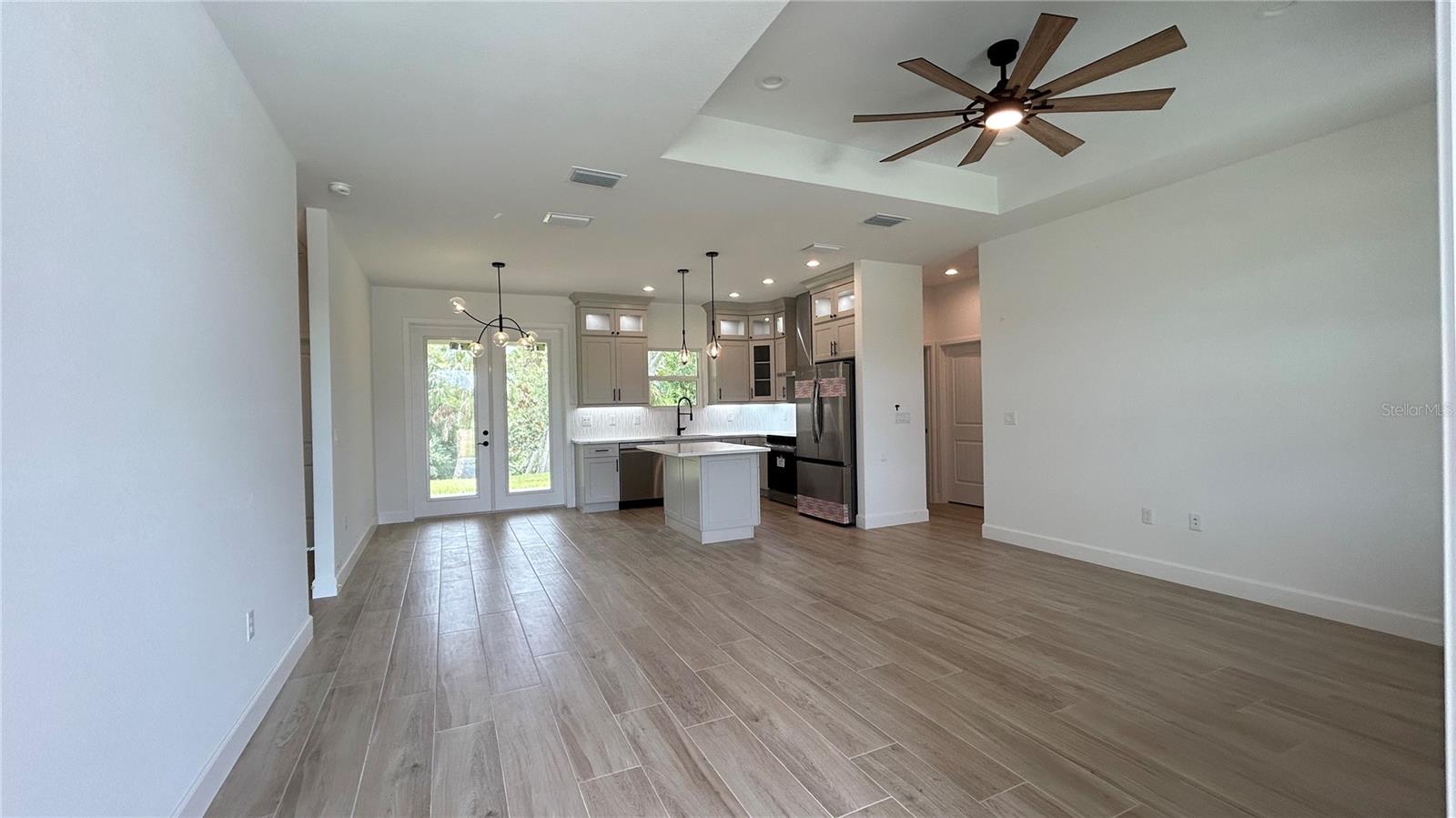 Image 2 of 34 For 4840 Kiska Road