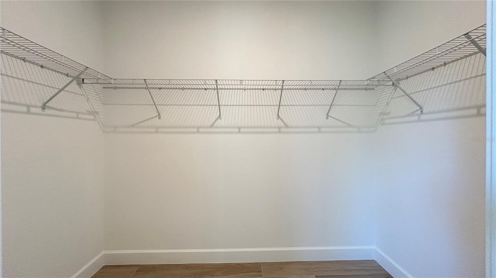 Image 24 of 34 For 4840 Kiska Road