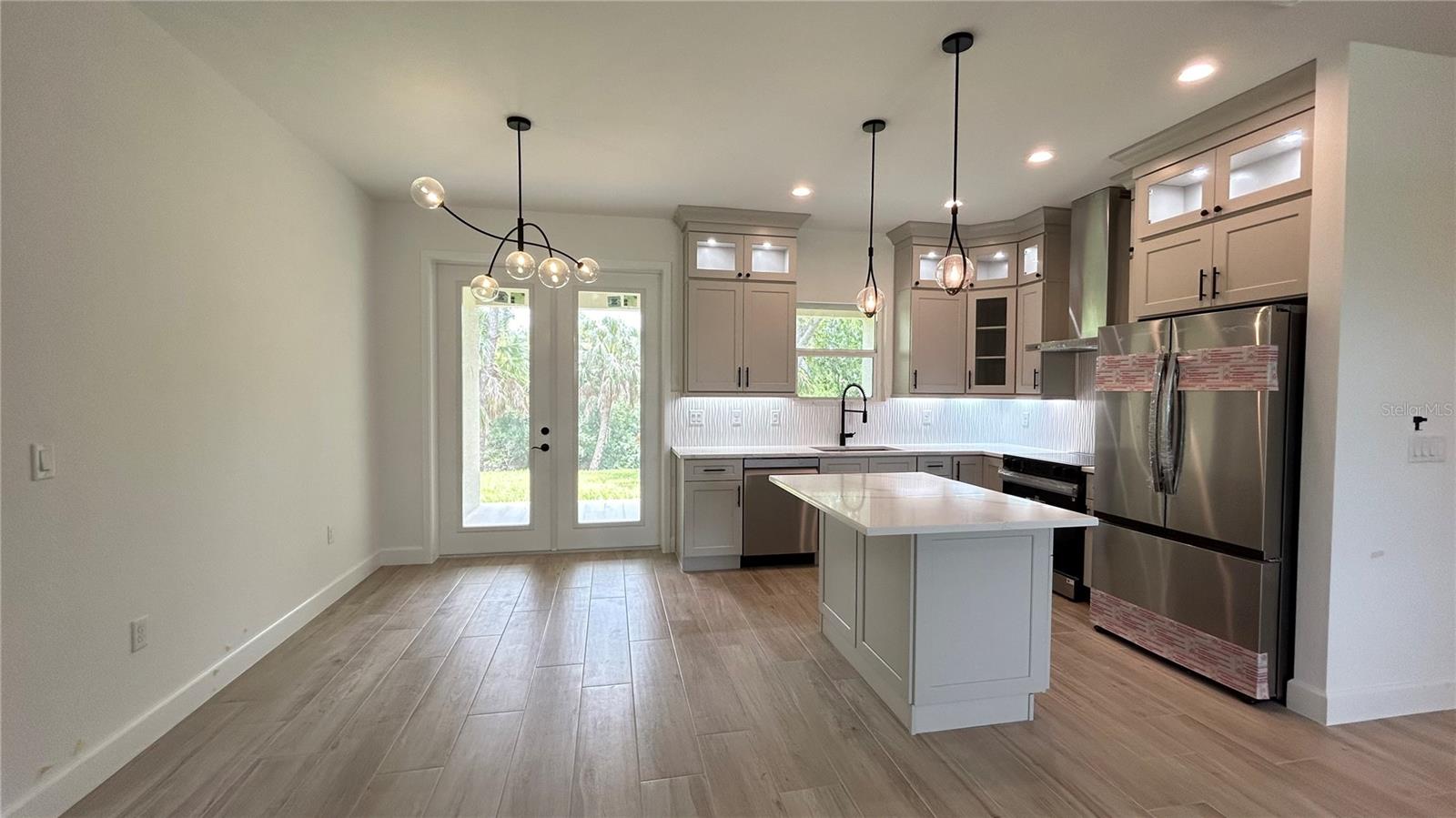 Image 4 of 34 For 4840 Kiska Road