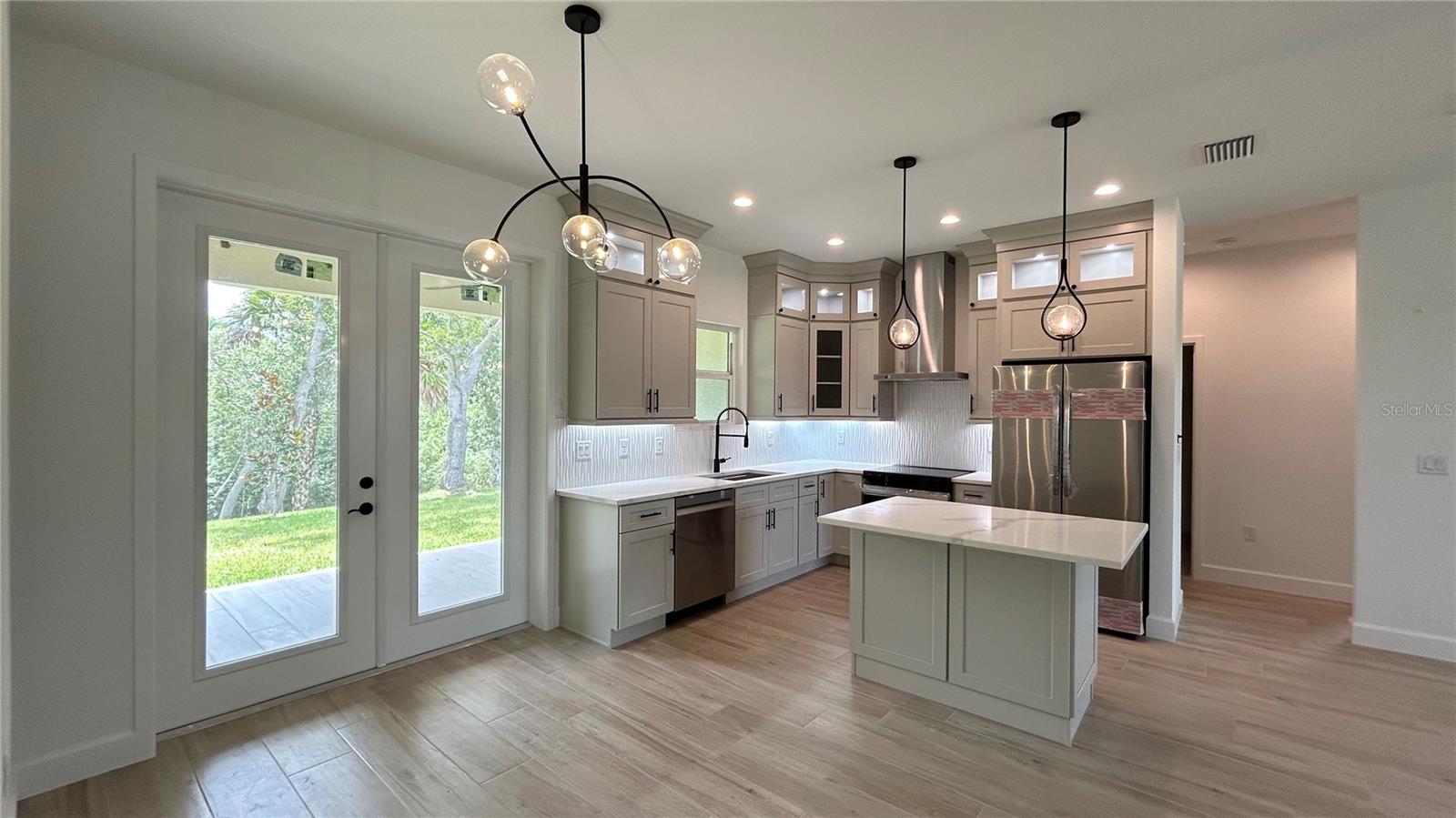 Image 6 of 34 For 4840 Kiska Road