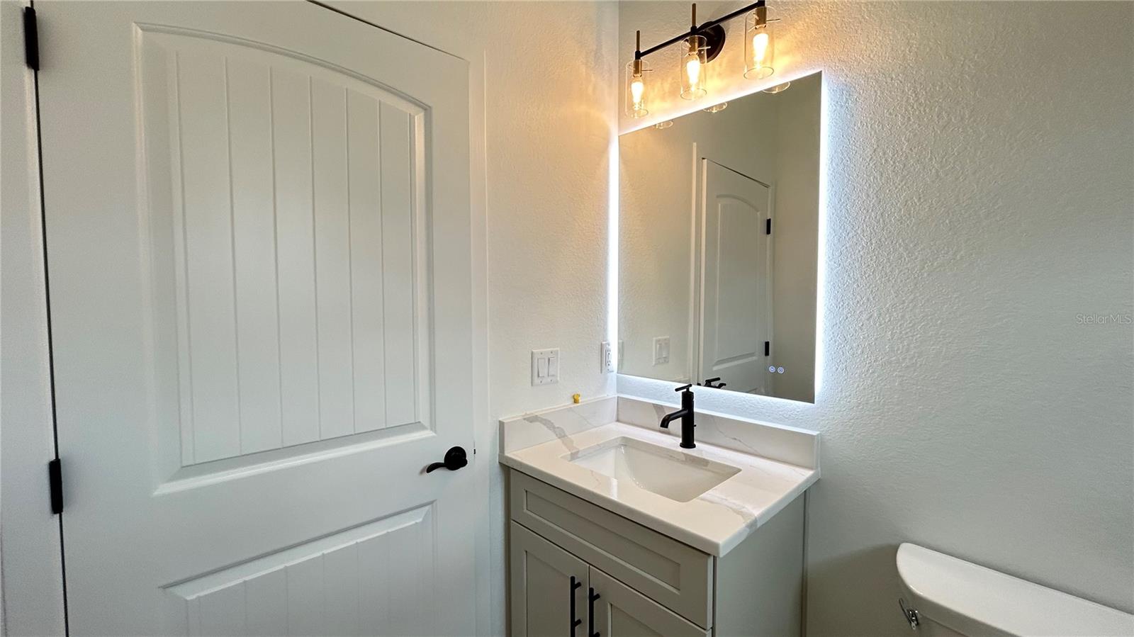 Image 7 of 34 For 4840 Kiska Road