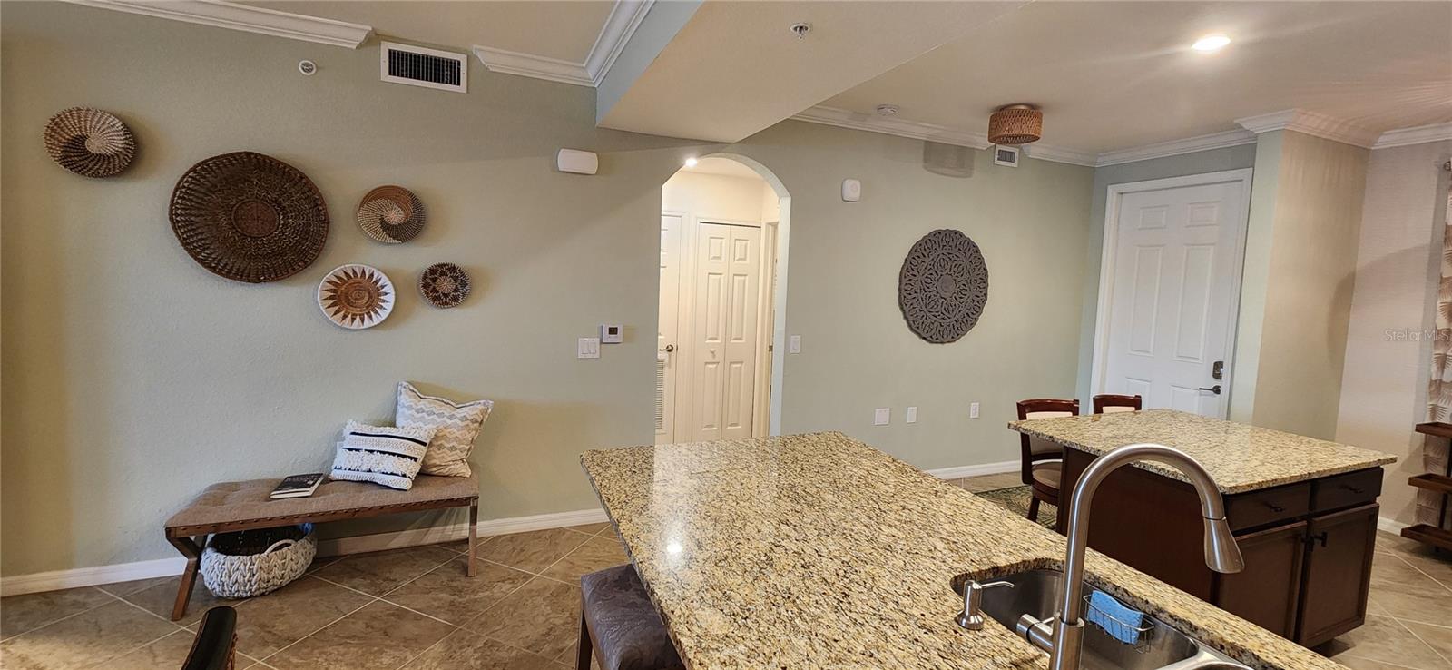 Image 16 of 39 For 17006 Vardon Terrace 104