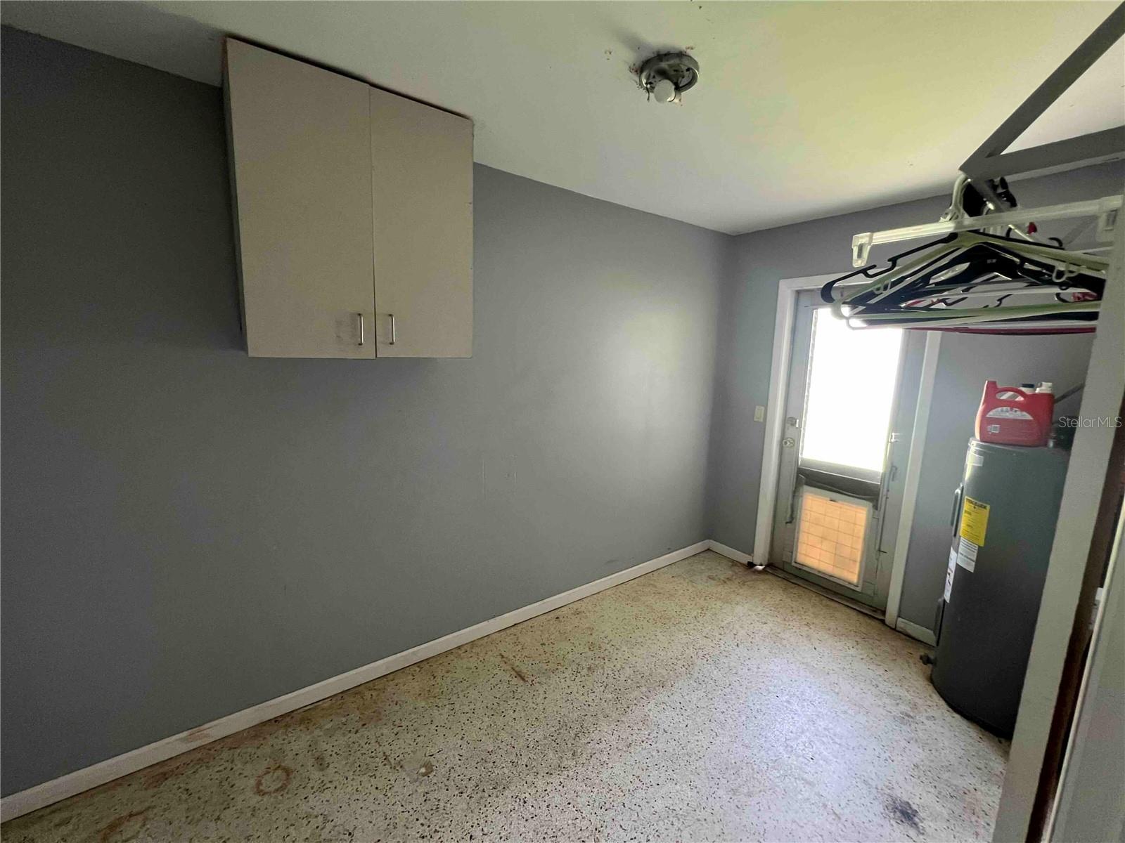 Image 3 of 12 For 2158 Beacon Drive