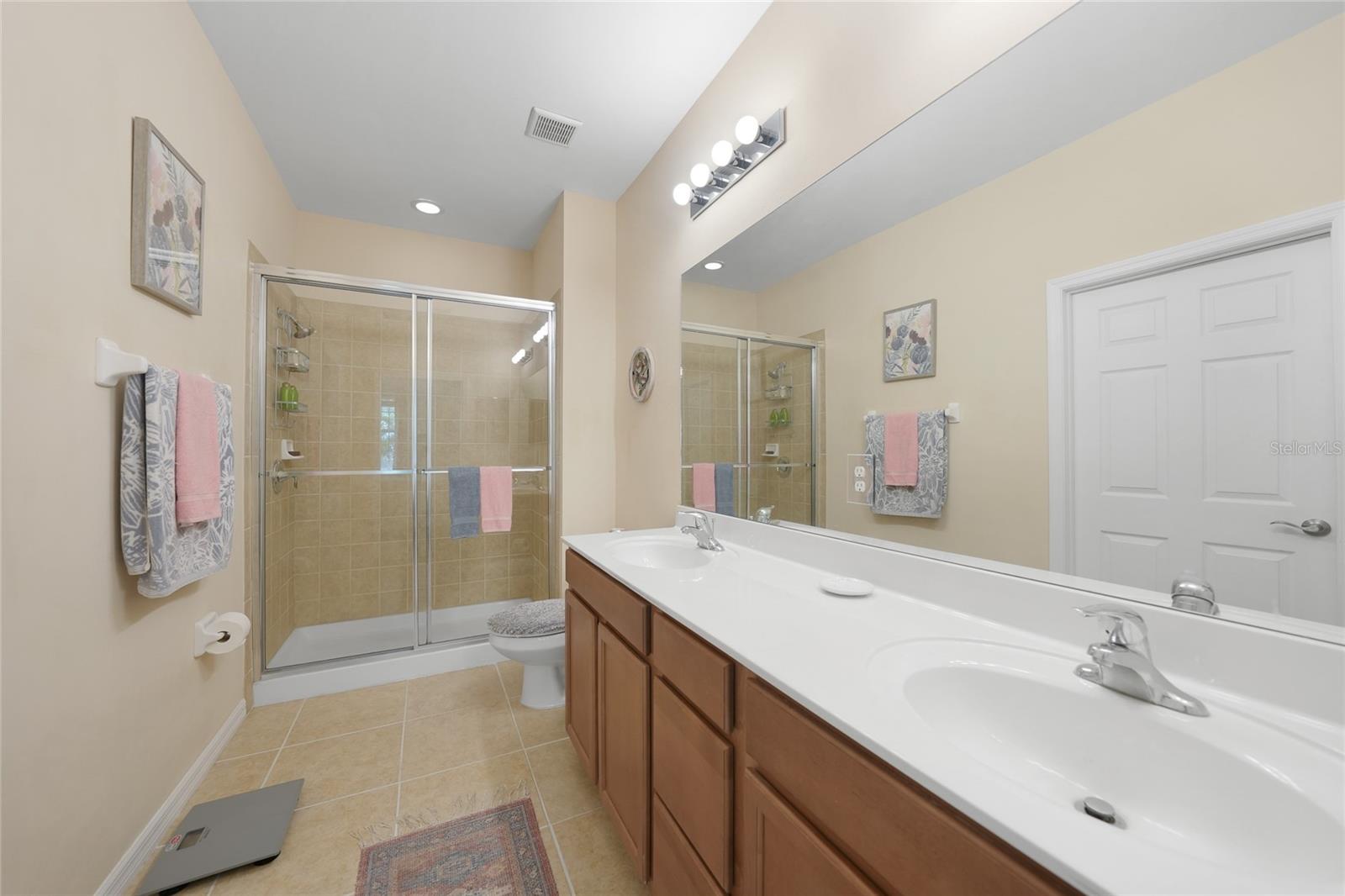 Image 18 of 51 For 9298 Fleming Lane